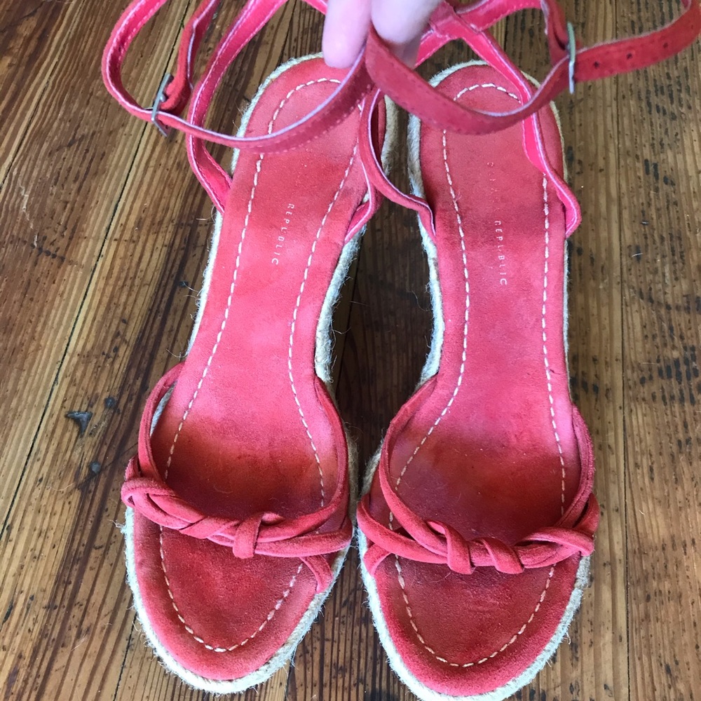 Banana Republic Strappy Wedges